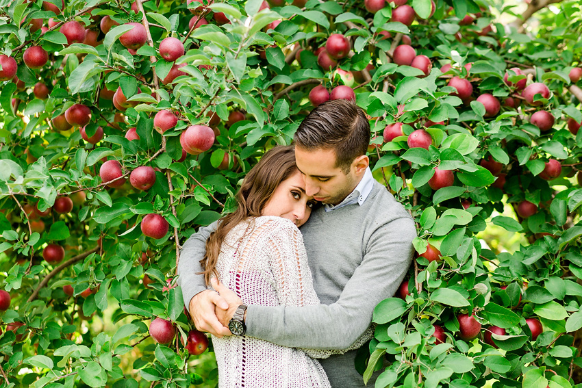 apple_orchard_engagement_028